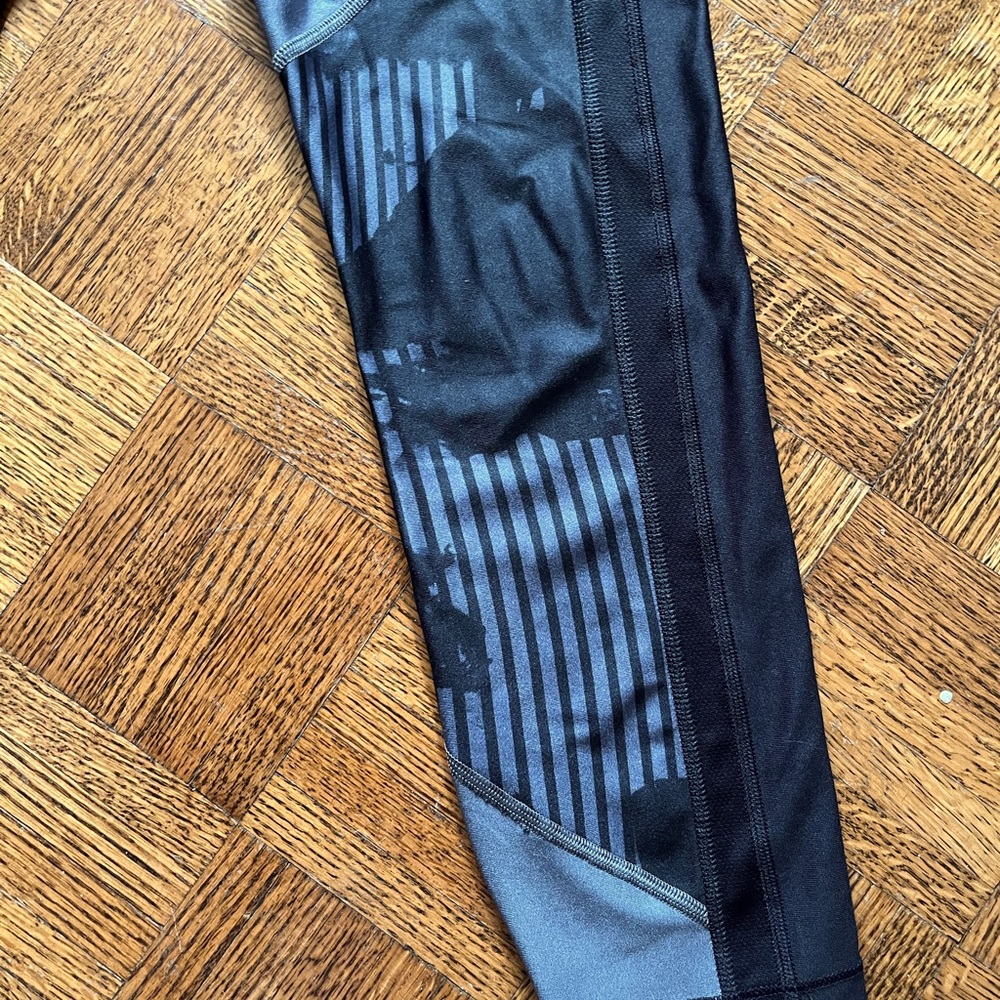 Under Armour Compression tights - Picture 3 of 5